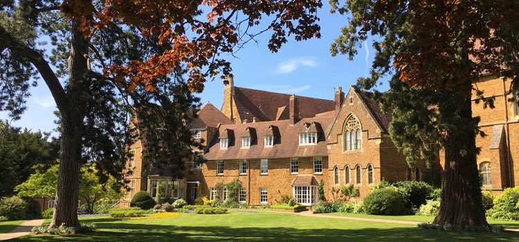 BLOXHAM COLLEGE
